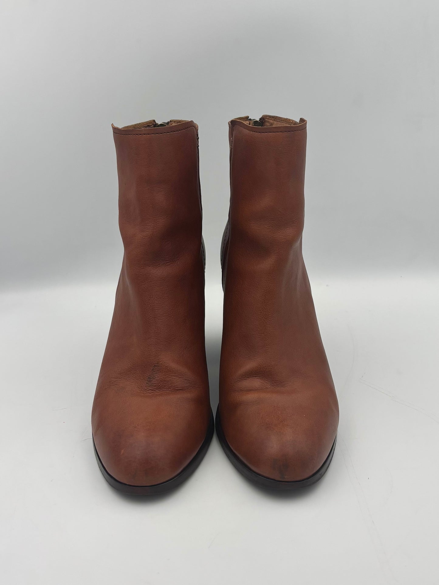 Frye Cameron Leather Ankle Boots | Tan Block Heel Booties | Women’s Size 9.5M | Classic Everyday Boot