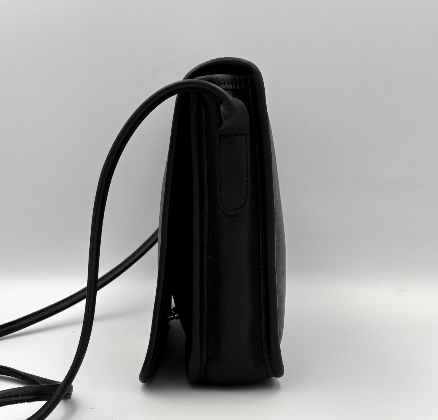 Coach 9620 Black Leather Compact Pouch | Vintage 90s Crossbody Bag | Made in USA | Minimalist Purse