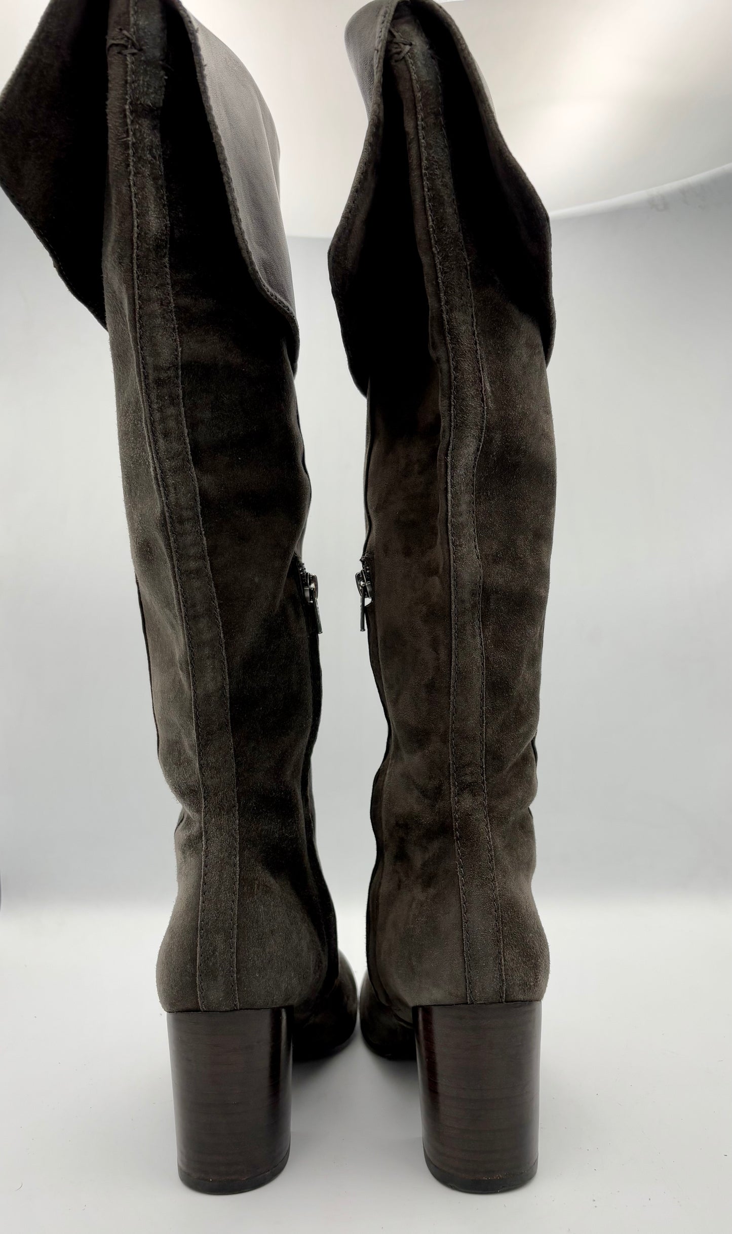 Frye Womens Heeled Brown Suede Knee-High Boots Size 7 - Angelica’s Thrifts