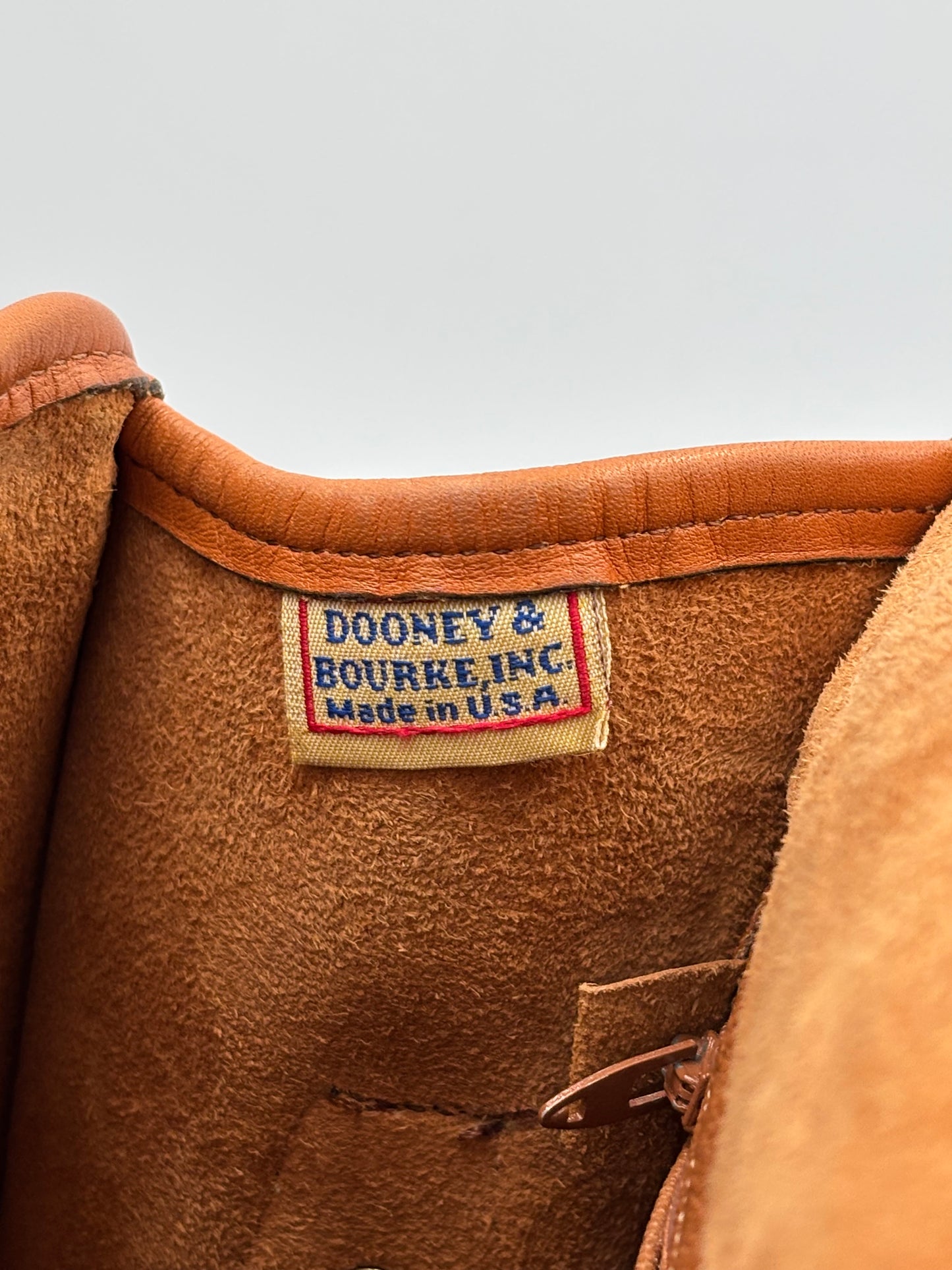 Vintage Dooney & Bourke Essex Crossbody Bag | All Weather Leather Saddle Purse | 90s Pebbled Leather Shoulder Bag