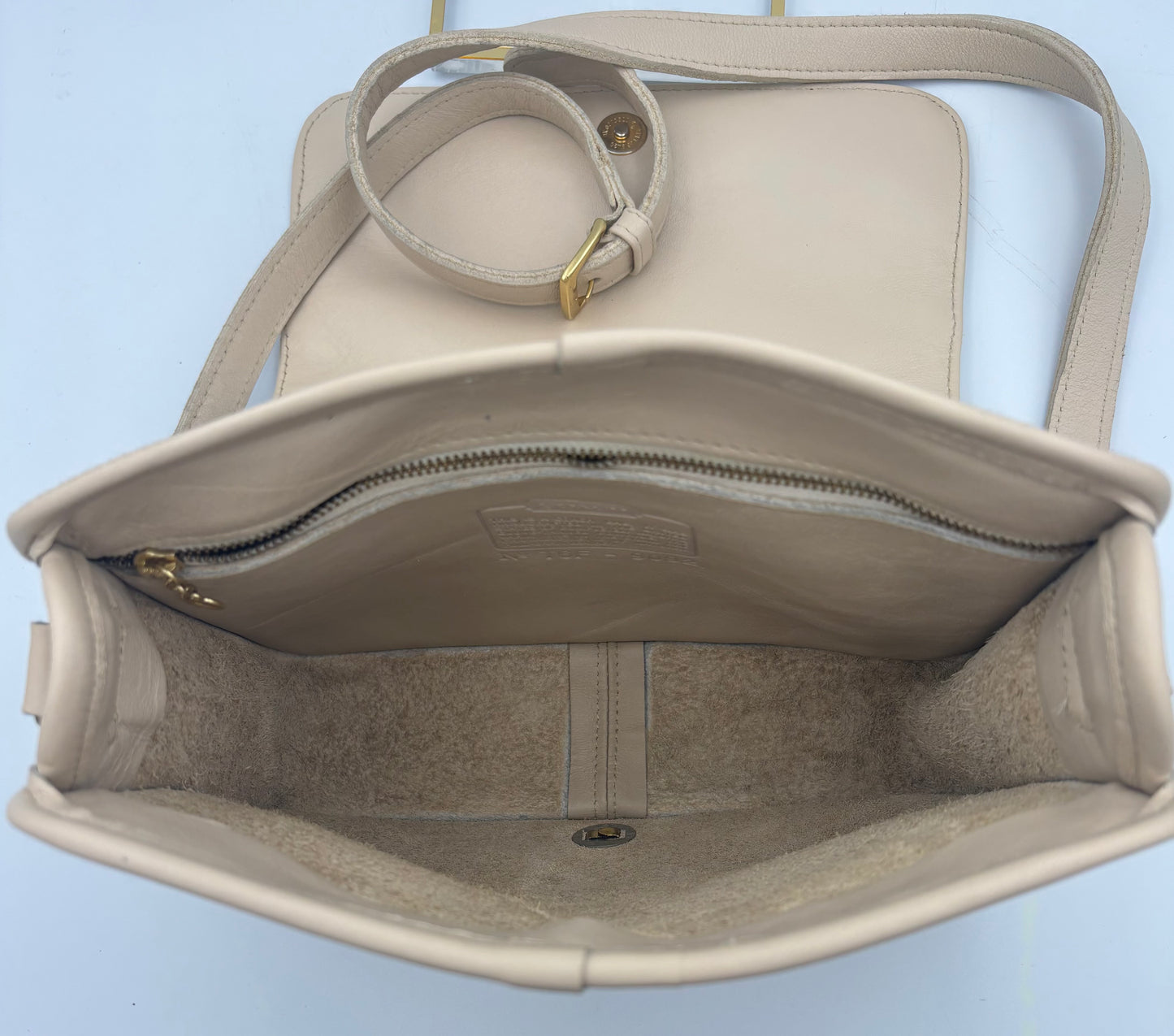 Coach Vintage Tribeca Flap Bag| 1990s Leather 9092 Cream/Bone Crossbody