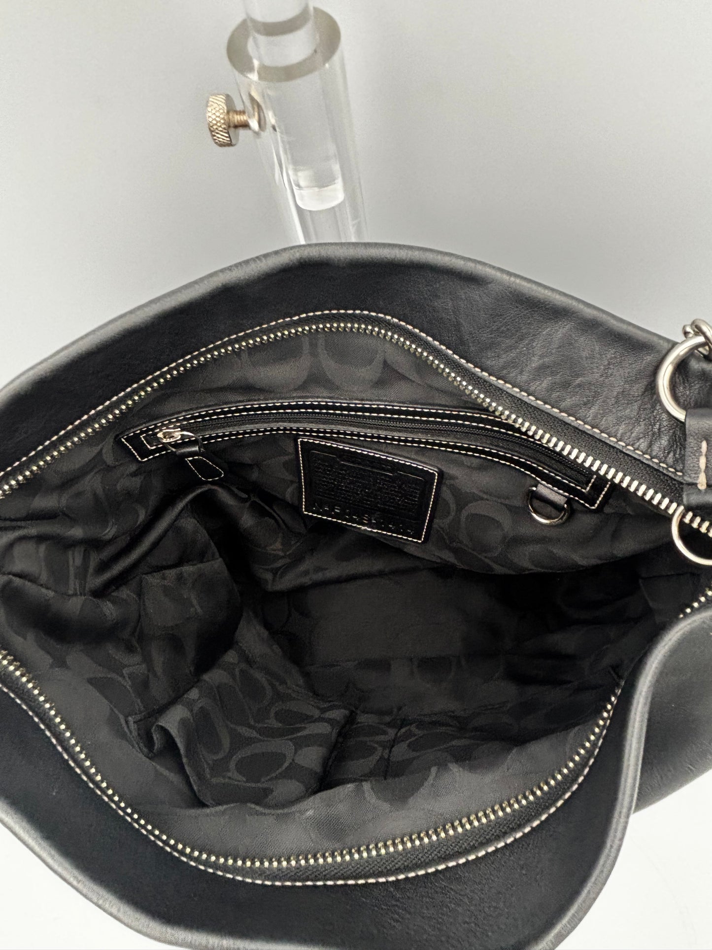 Vintage Coach Slim Black Leather Shoulder Bag | Minimalist 90s Shoulder Purse | Style 1414