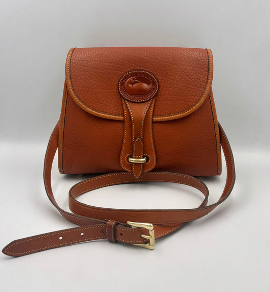 Vintage Dooney & Bourke Essex Crossbody Bag | All Weather Leather Saddle Purse | 90s Pebbled Leather Shoulder Bag