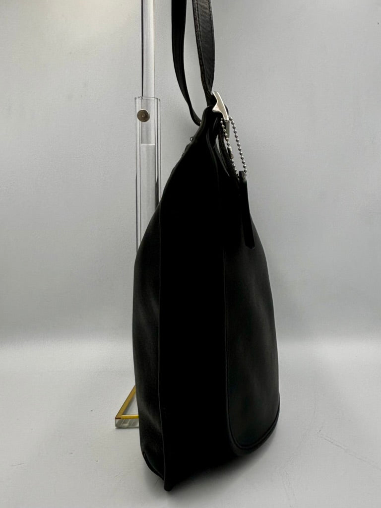 Vintage Coach 9134 Slim Hippie Flap Bag | Black Glove Tanned Leather Shoulder Purse | 1999 Costa Rica