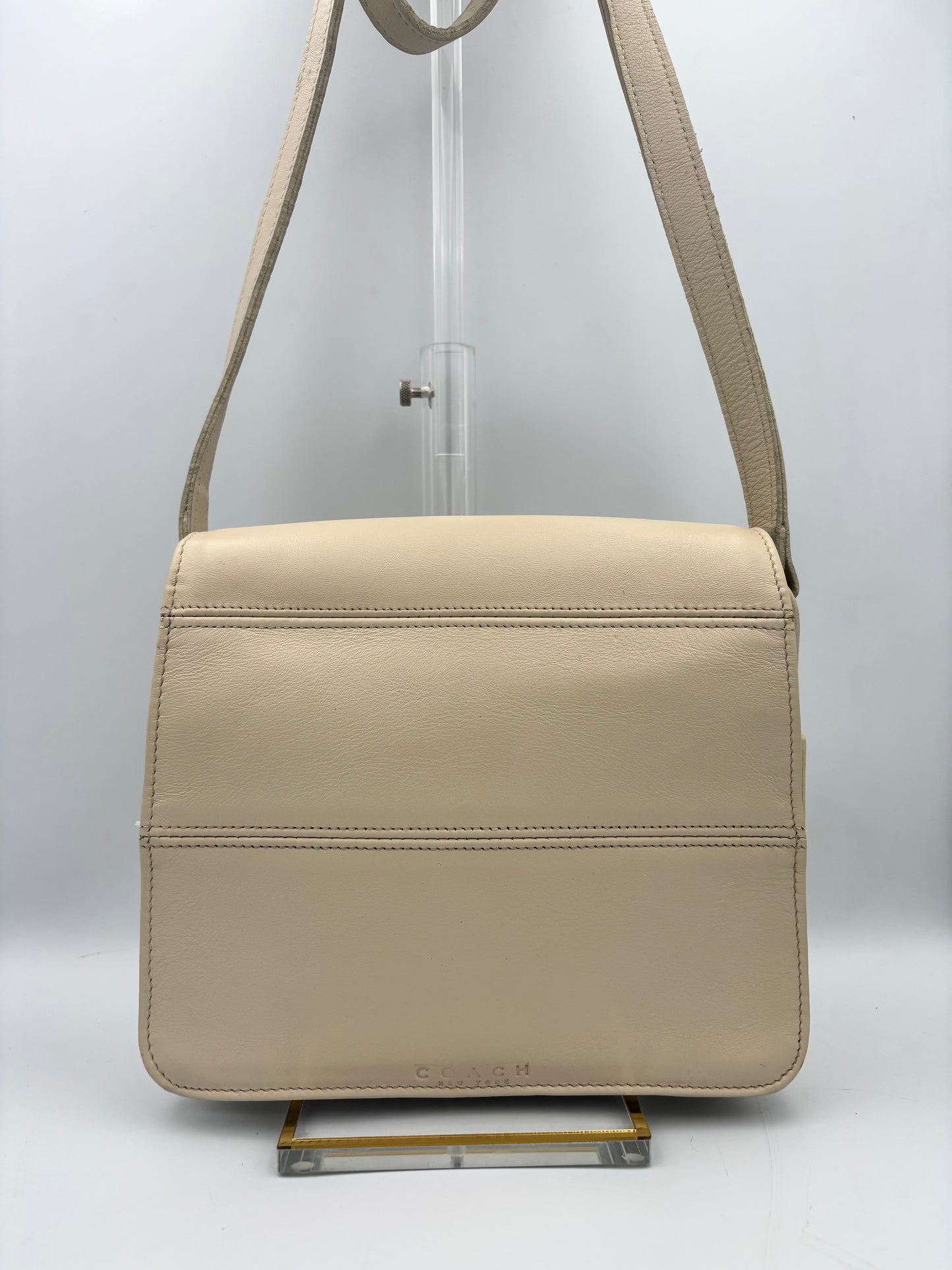 Coach Vintage Tribeca Flap Bag| 1990s Leather 9092 Cream/Bone Crossbody
